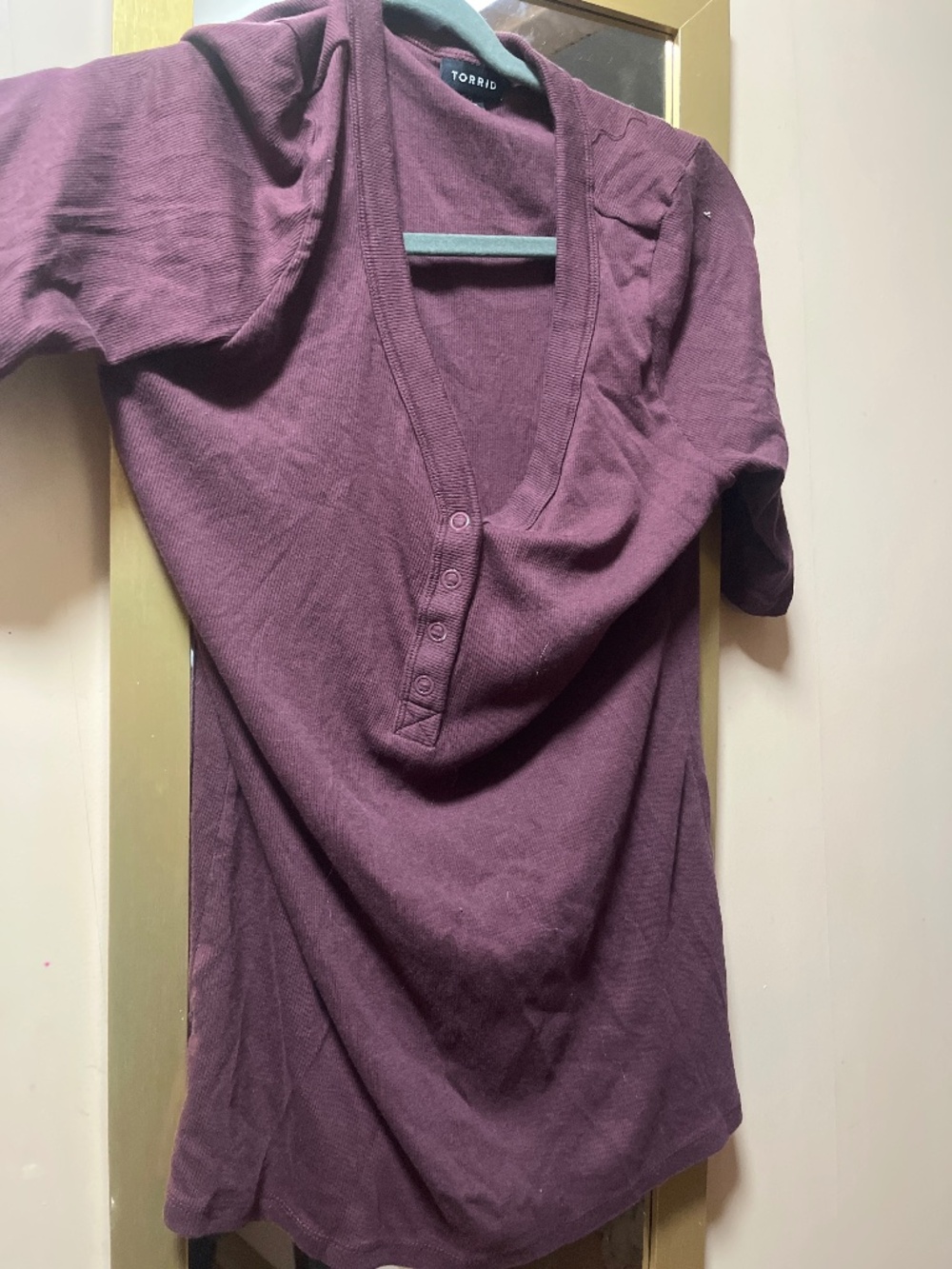 Torrid slim fit women’s button shirt